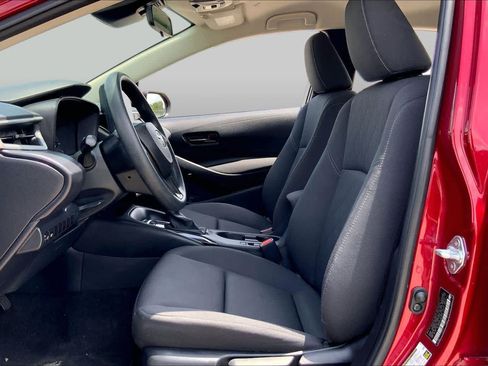 Used 2024 Toyota Corolla LE FWD image 8