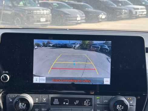 Used 2024 Toyota Grand Highlander XLE image 33