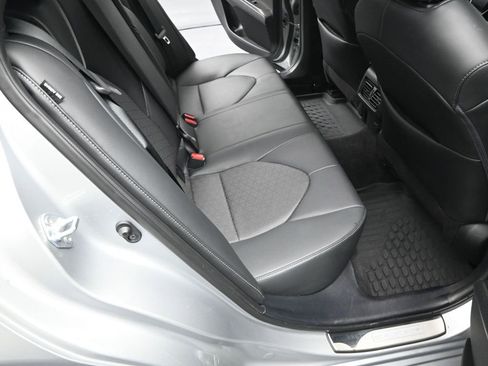 Used 2024 Toyota Camry XSE image 32