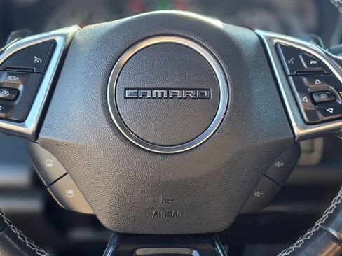 Used 2020 Chevrolet Camaro LT image 21