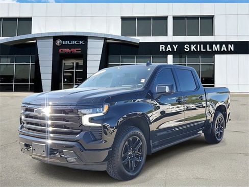 Used 2025 Chevrolet Silverado 1500 High Country w/ Midnight Edition image 2