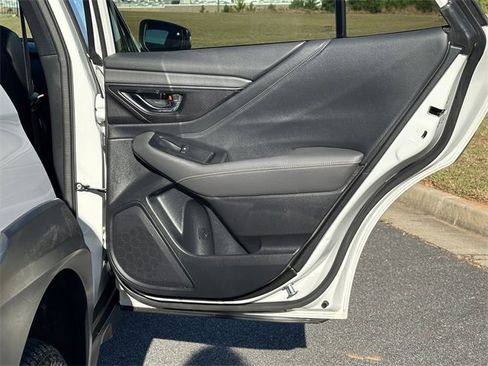 Used 2022 Subaru Outback Wilderness image 17