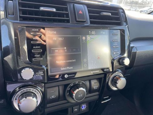 Used 2023 Toyota 4Runner TRD Off-Road Premium image 39