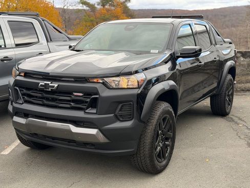 New 2025 Chevrolet Colorado Trail Boss w/ Midnight Edition image 1