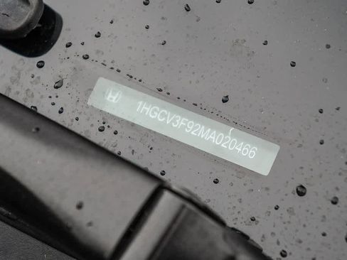 Used 2021 Honda Accord Touring image 24