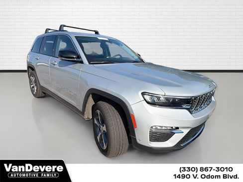 Used 2023 Jeep Grand Cherokee 4WD 4xe w/ Luxury Tech Group II image 1