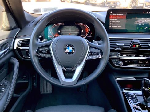 Used 2023 BMW 540i 540i w/ Premium Package image 7
