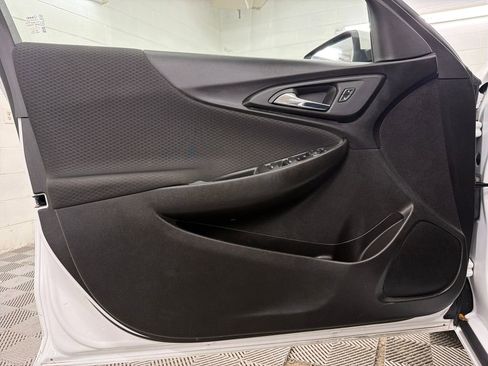 Used 2023 Chevrolet Malibu LT image 16