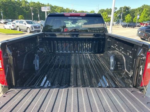New 2026 Chevrolet Silverado 1500 Custom Trail Boss w/ LPO, Dark Essentials Package AWD/4WD image 9