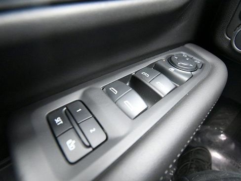 Used 2024 Chevrolet Suburban LT AWD/4WD image 20