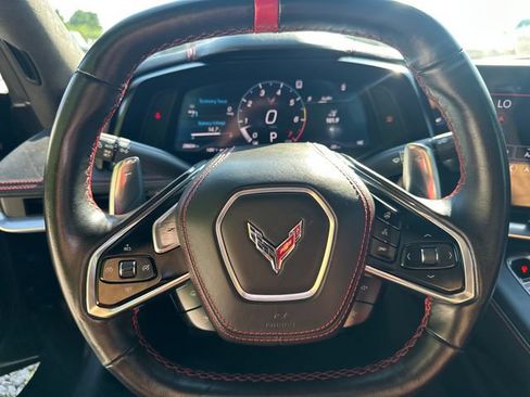 Used 2022 Chevrolet Corvette Stingray Premium Cpe w/ Z51 Performance Package RWD image 21