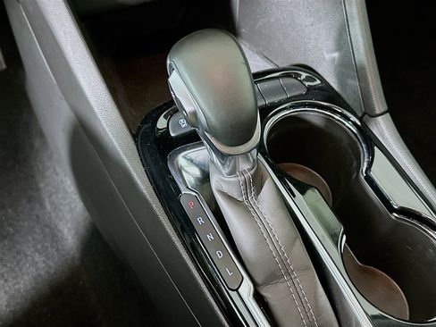 Used 2025 Buick Encore GX Preferred image 24