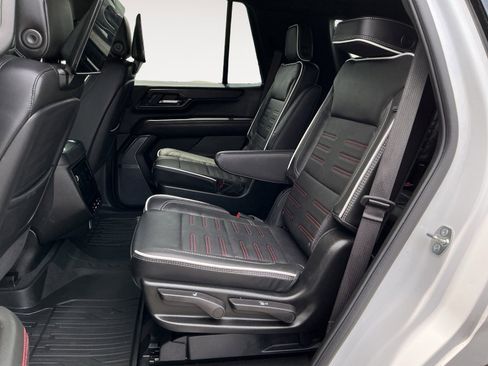 Used 2025 GMC Yukon AT4 Ultimate w/ LPO, Floor Liner Package AWD/4WD image 13