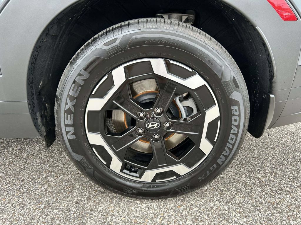 Certified 2026 Hyundai Santa Fe SE FWD image 7