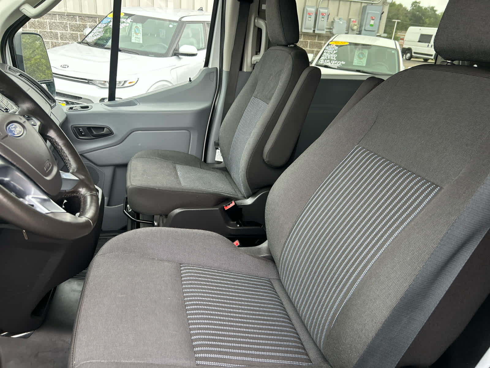 Used 2019 Ford Transit 150 XLT RWD image 12