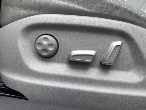 Used 2017 Audi Q3 2.0T Premium image 11