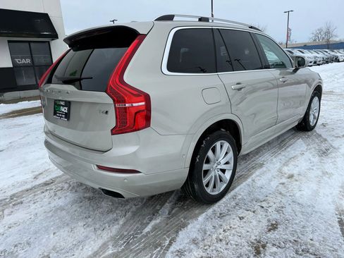 Used 2016 Volvo XC90 T6 Momentum image 16