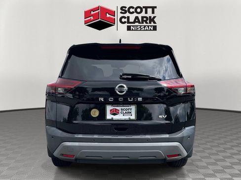 Used 2021 Nissan Rogue SV w/ Premium Package FWD image 5