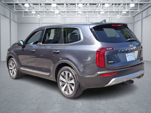 Used 2020 Kia Telluride S AWD/4WD image 3