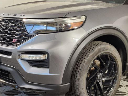 Used 2021 Ford Explorer ST AWD/4WD image 8
