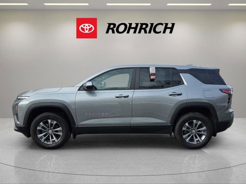 Used 2026 Chevrolet Equinox LT w/ Convenience Package II image 9