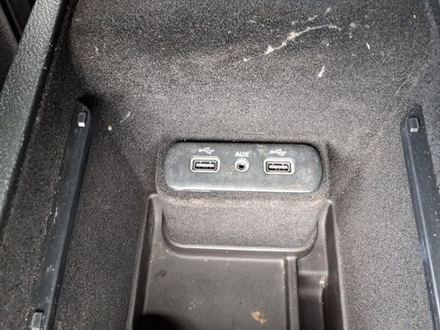 Used 2018 Dodge Charger SXT w/ Blacktop Package RWD image 21