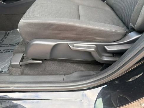 Used 2018 Honda HR-V EX image 6