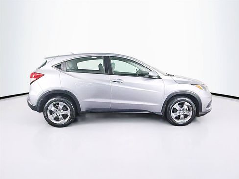Used 2021 Honda HR-V LX image 12