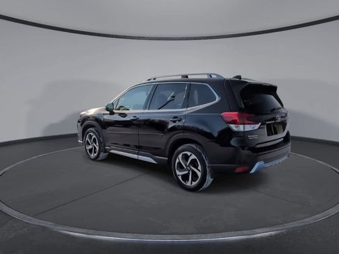 Certified 2022 Subaru Forester Touring w/ Popular Package #2 image 6