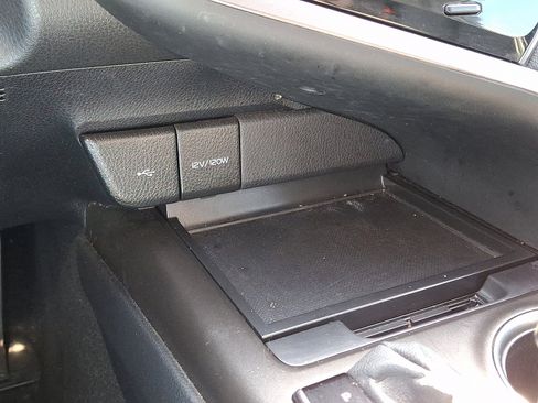 Used 2024 Toyota Camry SE image 24