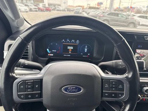 Certified 2023 Ford F250 Lariat w/ Chrome Package image 33