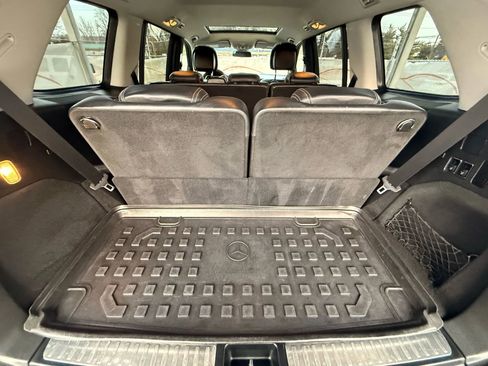 Used 2014 Mercedes-Benz GL 550 4MATIC image 21