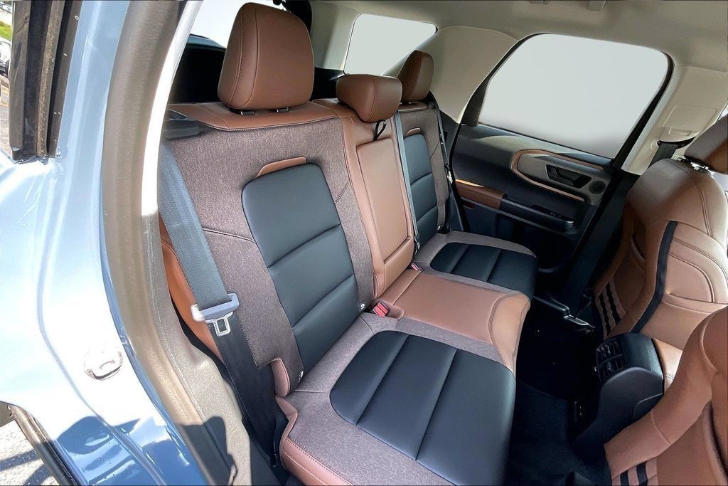 New 2026 Ford Bronco Sport Outer Banks w/ Outer Banks Tech Package+ AWD/4WD image 10