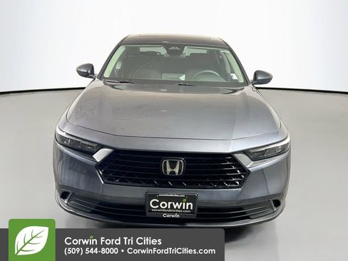 Used 2024 Honda Accord EX image 4
