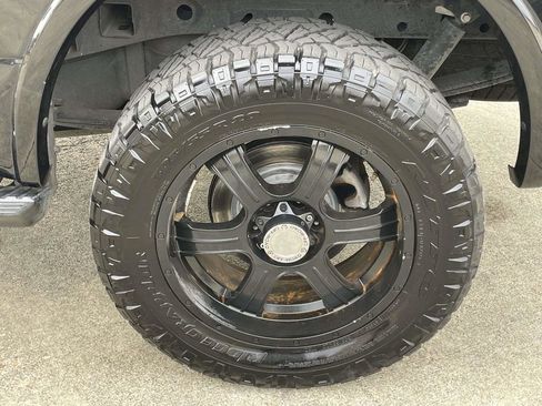 Certified 2018 Ford F150 Lariat w/ Equipment Group 502A Luxury image 9