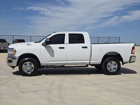 Certified 2024 RAM 2500 Tradesman w/ Chrome Appearance Group AWD/4WD image 5