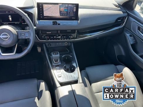 Used 2024 Nissan Rogue SL w/ SL Premium Package image 12