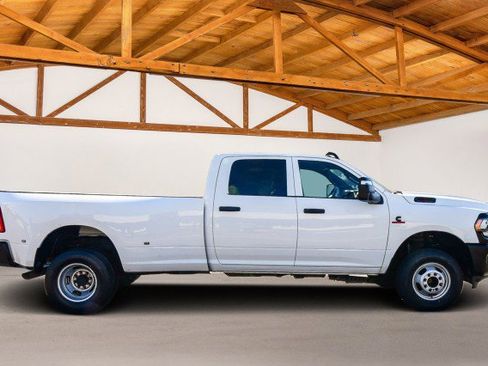 Used 2023 RAM 3500 Tradesman image 6