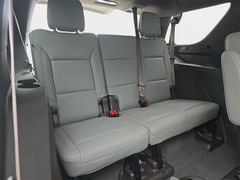 Used 2021 Chevrolet Tahoe Z71 w/ Max Trailering Package image 16