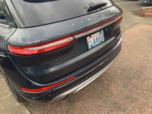 Used 2020 Lincoln Corsair Reserve w/ Equipment Group 202A image 3