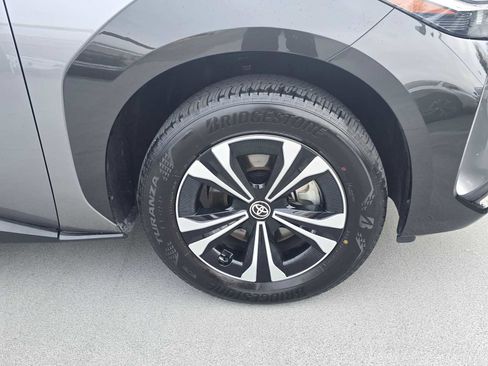 Used 2024 Toyota bZ4X XLE image 9