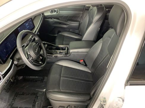 Used 2024 Kia Sorento SX AWD/4WD image 31