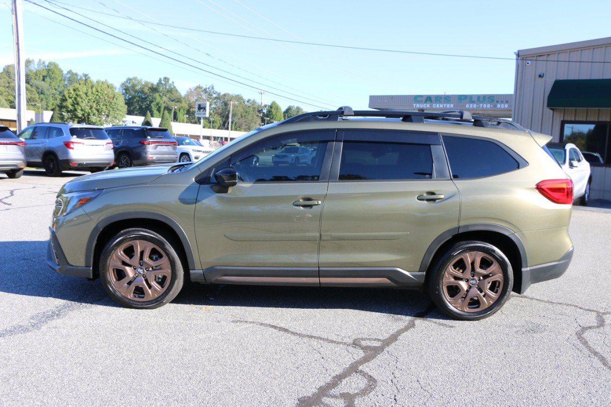 Used 2025 Subaru Ascent Bronze Edition w/ Popular Package #2 AWD/4WD image 2