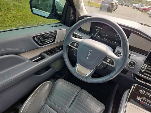 Used 2020 Lincoln Navigator Black Label image 9