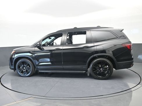 Used 2022 Honda Pilot Black Edition image 3