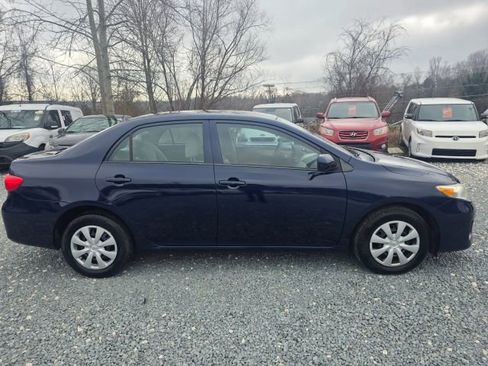 Used 2012 Toyota Corolla image 4
