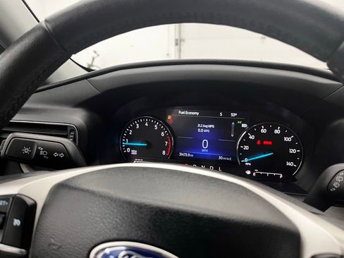 Used 2023 Ford Explorer XLT w/ Equipment Group 202A image 7