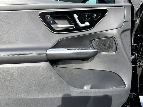 New 2026 Mercedes-Benz GLC 300 image 15