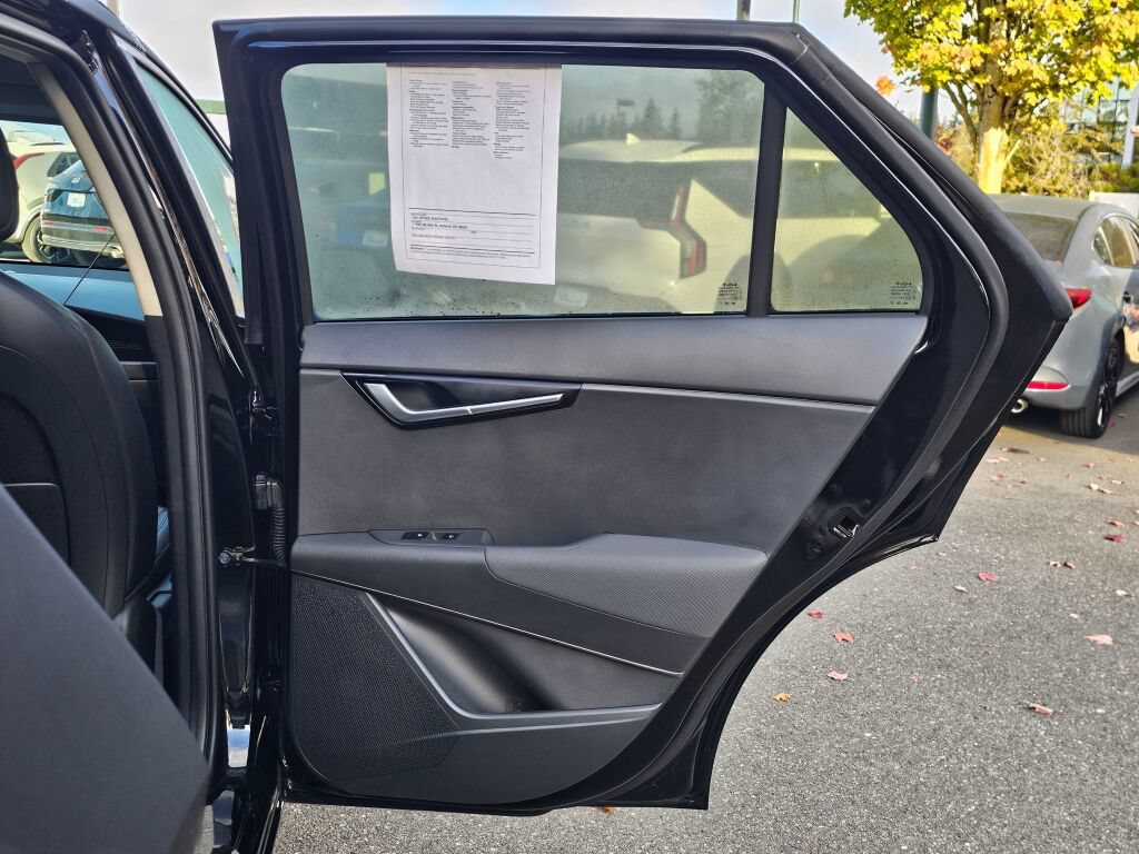 Certified 2023 Kia Niro Wind w/ Wind Preserve Package FWD image 29