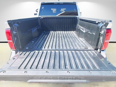 Used 2024 Toyota Tacoma SR5 image 23